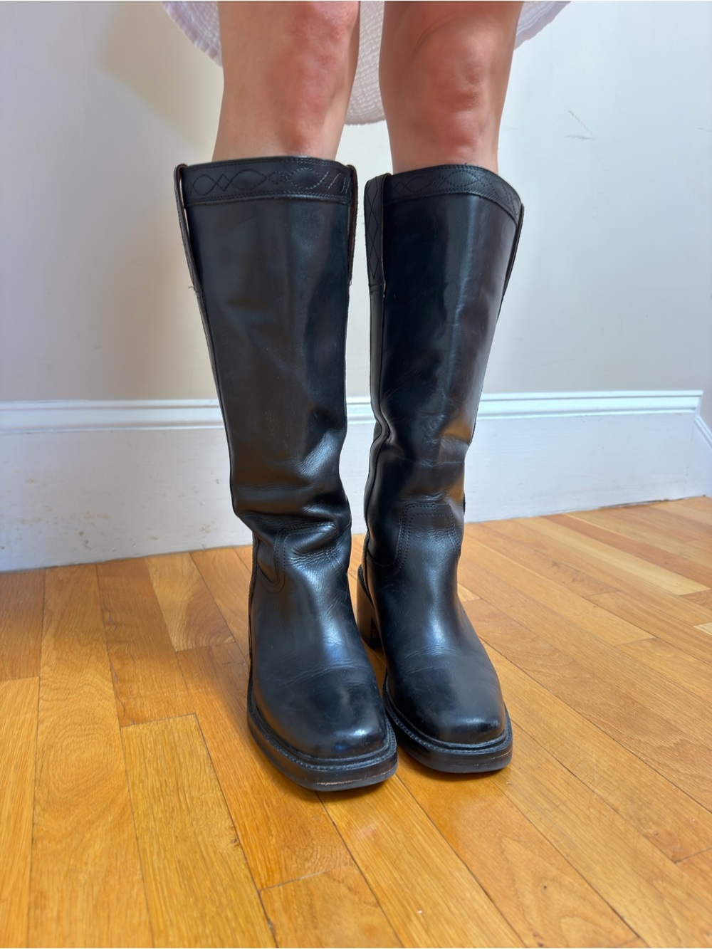Frye Kate Pull On Boot - Picture 3 of 6